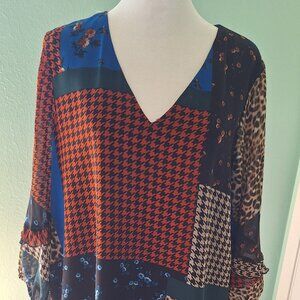 Calvin Klein Long Sleeved Colorblocked Blouse. Size L